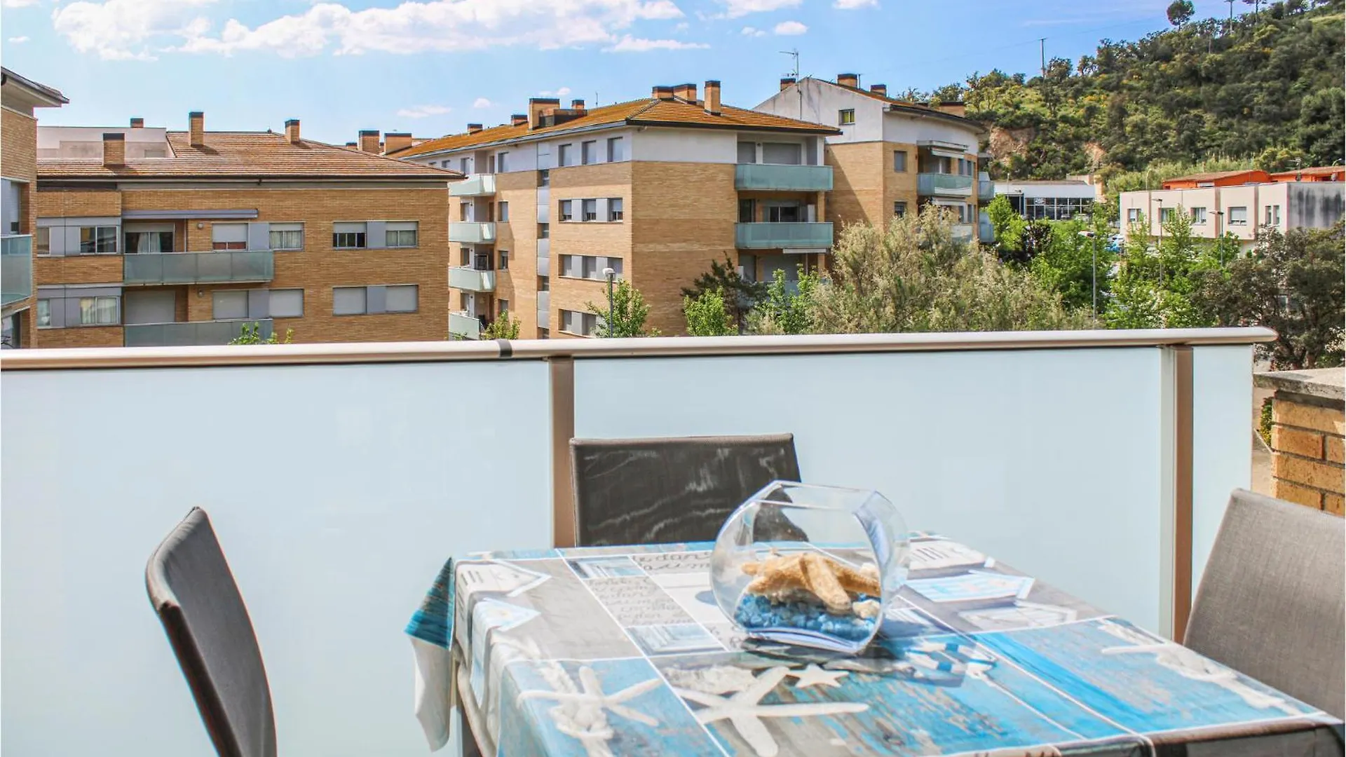 Stunning Apartment In Tossa De Mar With Kitchen